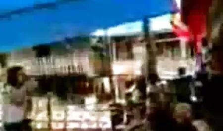 فتاة معلقة افلام جنس عربي جديد على الطالب الذي يذاكر كثيرا