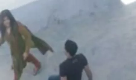 مضاعفة الحب في ثوب أحمر و أفلام جنس عربيه ركوب الخيل على hahala الأعضاء