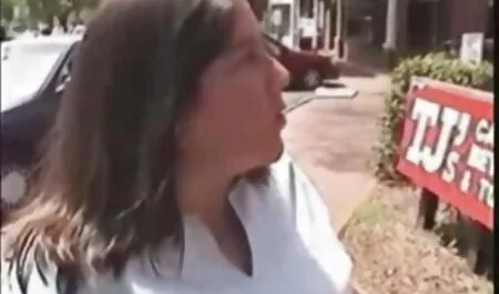متعرج فرك العملاء من الجسم قبل مقاطع سكس لفنانات عرب ممارسة الجنس