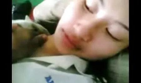 يتمتع نموذجان في افلام سكس تركي عربي الحمام.