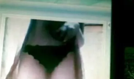 شقراء جنس عربي افلام تقع في مزرعة الرجال