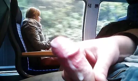 شقراء في افلام الجنس المترجم كل من الثقوب