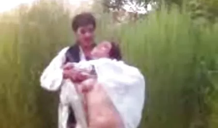 كبير افلام عربيه جنس الثدي الرطب.