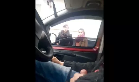 رجل ، بدءا من الفم في الصباح والمضي قدما مع دمية افلام جنسية عربية جديدة ضيقة جدا