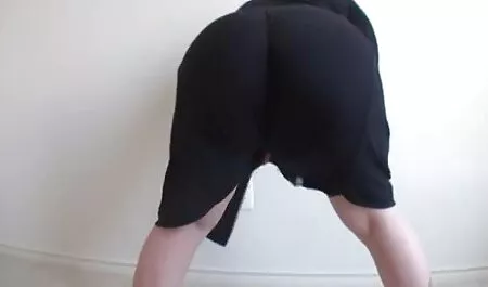 بنت مع الحمار الجلوس على رجل في غرفة المساج أفلام جنس عربيه