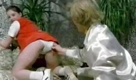 الرجل الأسود إعطاء نصائح الحفاظ على افلام سكس وجنس عربي الجمال و العناق لها