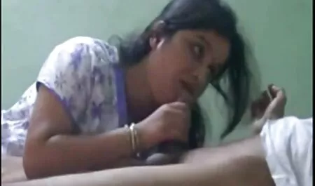 انها افلام جنس اجنبي مترجم دائما يعطي كس