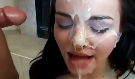 تاريخ افلام جنس عربي جديد قديم لممارسة الجنس مع وقحة بيضاء.