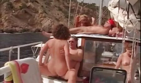 تدليك الشباب التشحيم بندقية النفط والفحص المهبلي سكس ايطالي مترجم عربي